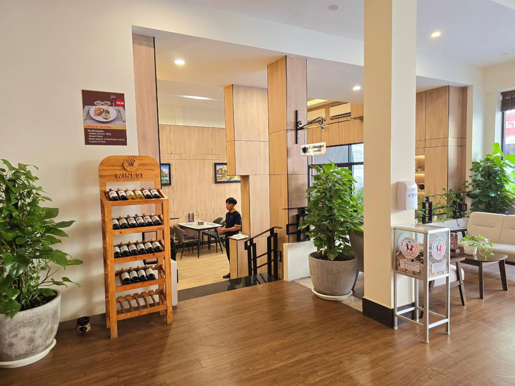 Chu Xin Shan Pin Hotel Phnom Penh Ngoại thất bức ảnh