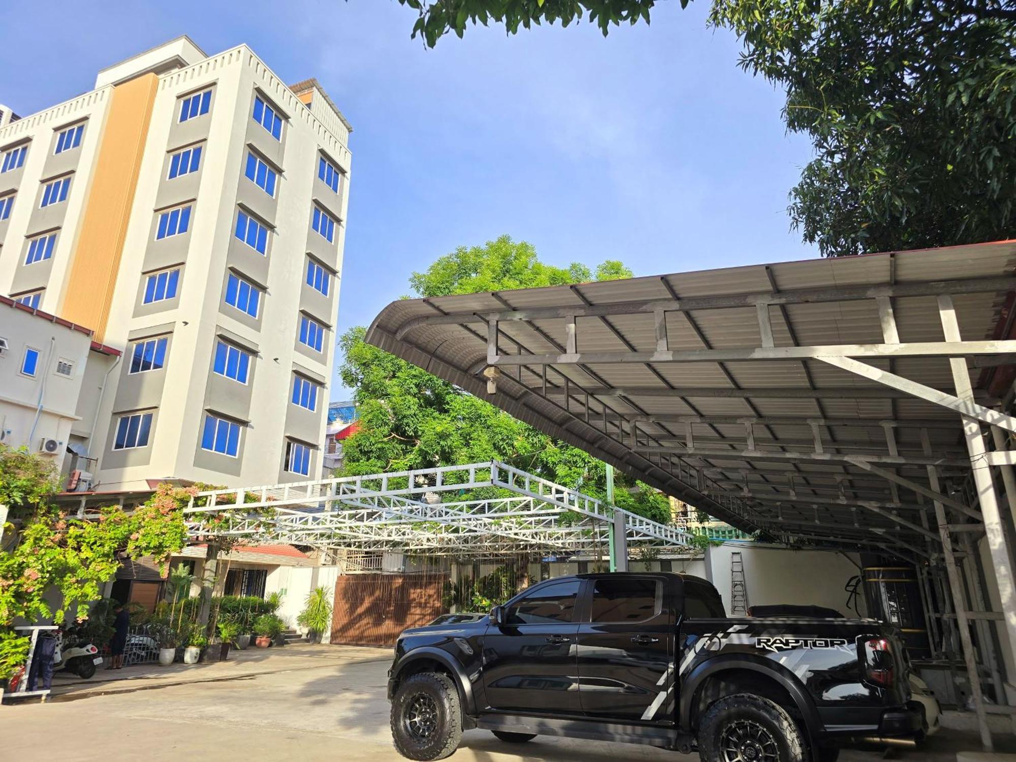 Chu Xin Shan Pin Hotel Phnom Penh Ngoại thất bức ảnh