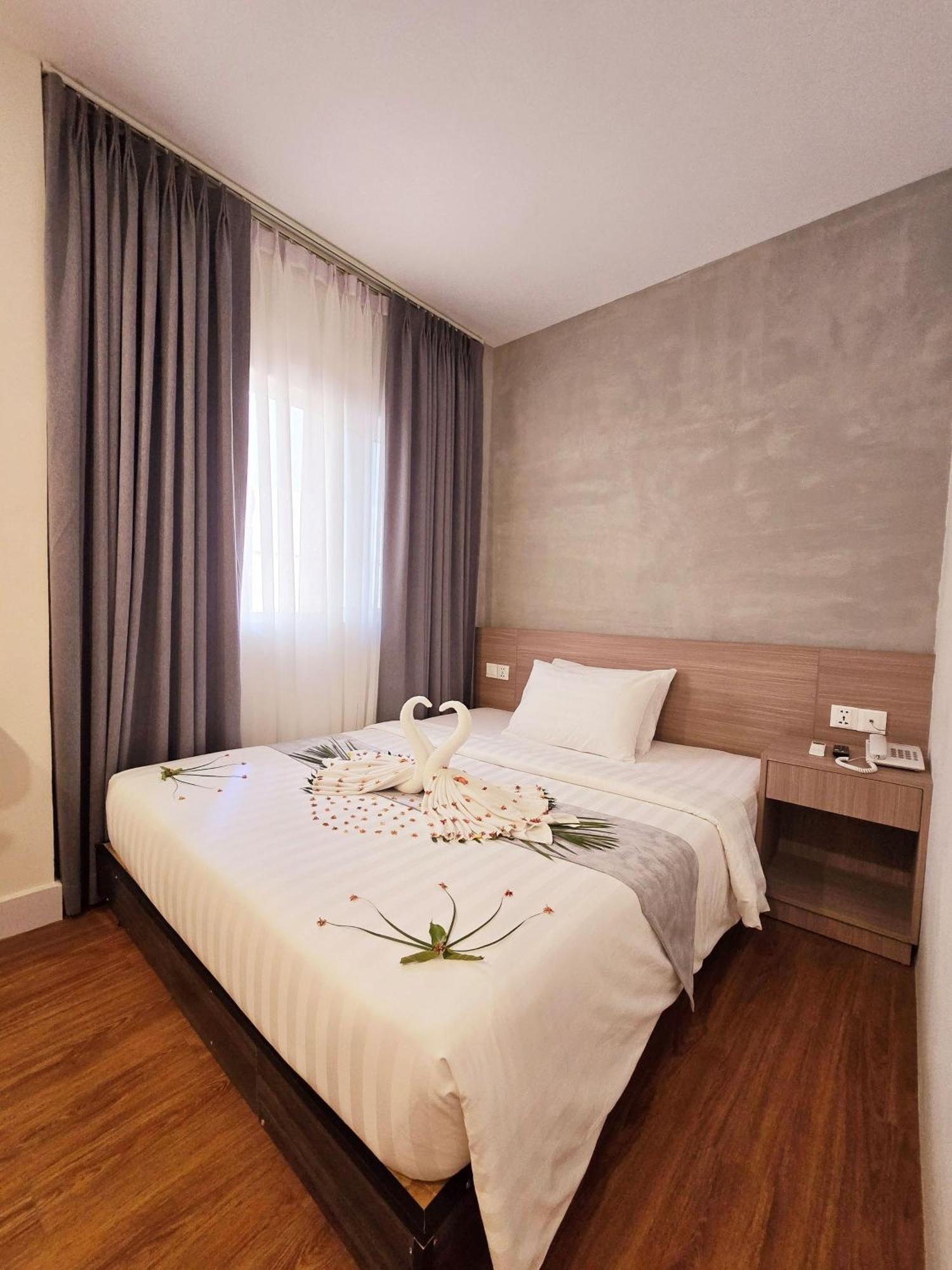 Chu Xin Shan Pin Hotel Phnom Penh Ngoại thất bức ảnh