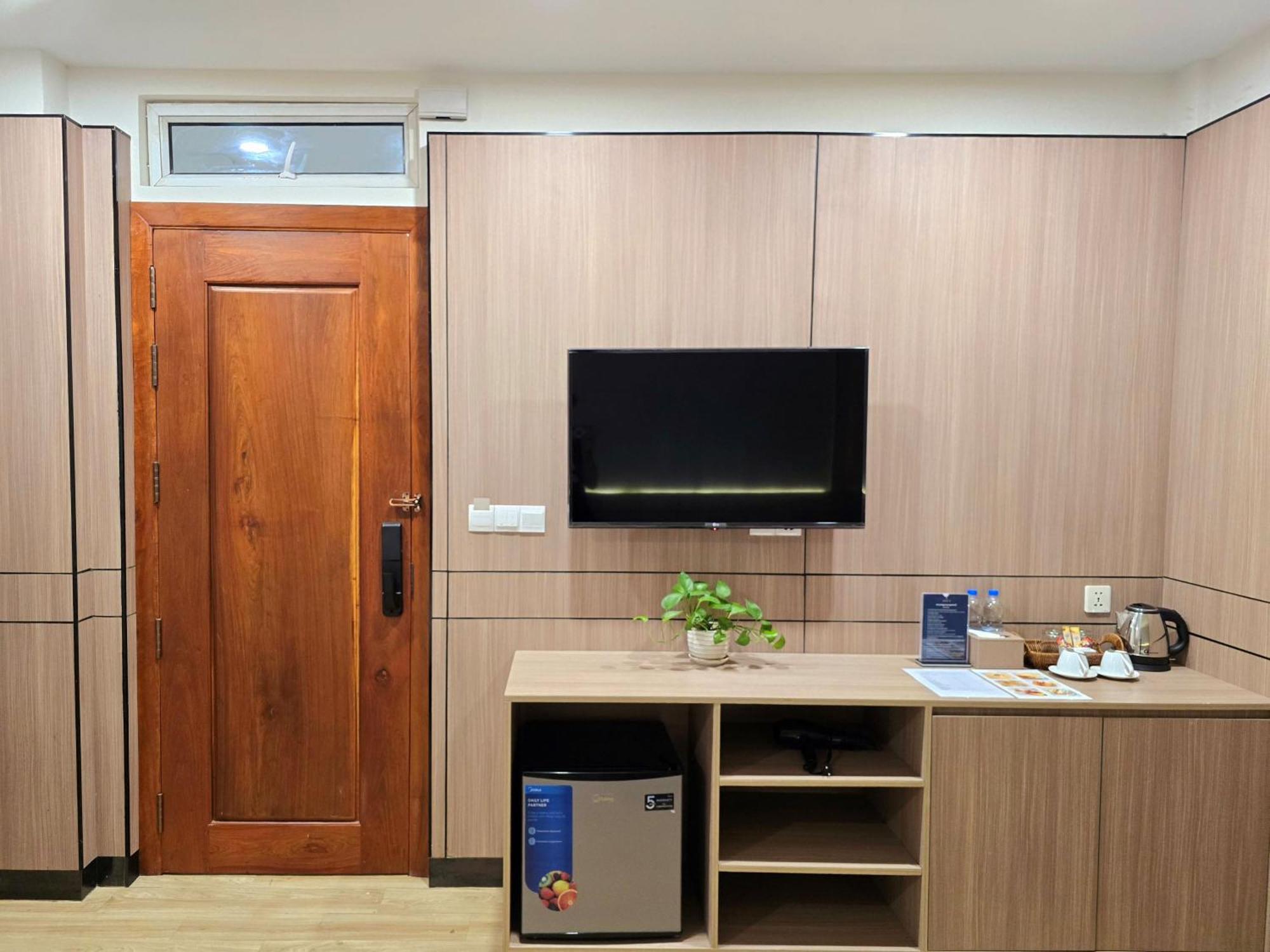 Chu Xin Shan Pin Hotel Phnom Penh Ngoại thất bức ảnh