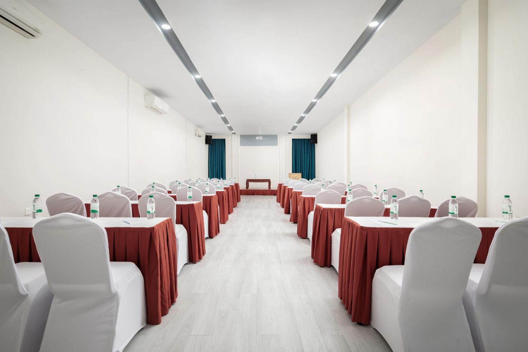 Chu Xin Shan Pin Hotel Phnom Penh Ngoại thất bức ảnh