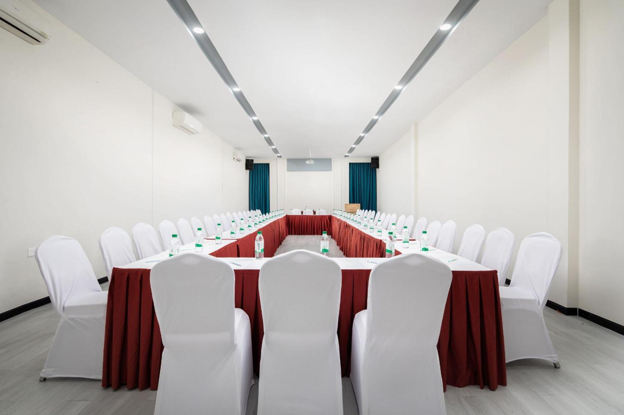 Chu Xin Shan Pin Hotel Phnom Penh Ngoại thất bức ảnh